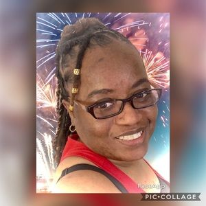 Meet your Posher, Danita